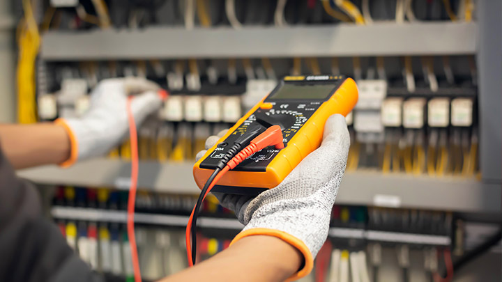 Instalações elétricas, industriais e prediais
